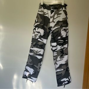 Rothco - Adult Camo Tactical BDU Cargo Pants Black White & Gray - Small/Regular